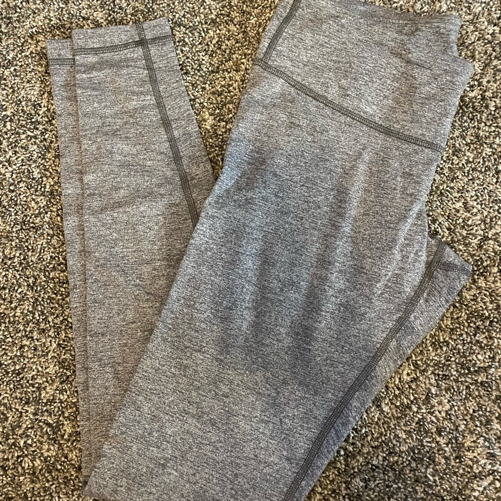 Lululemon Wunder Under leggings